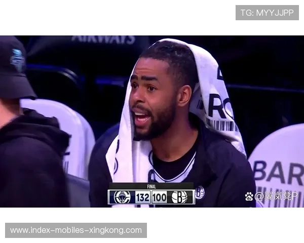 篮网终场前积极防守逼出失误