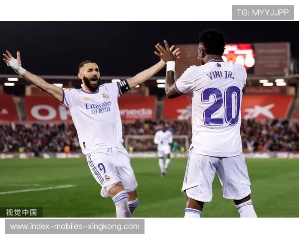 维尼修斯边路插上传中领衔,皇马再现边路攻势 维尼修斯边路插上传中领衔,皇马再现边路攻势